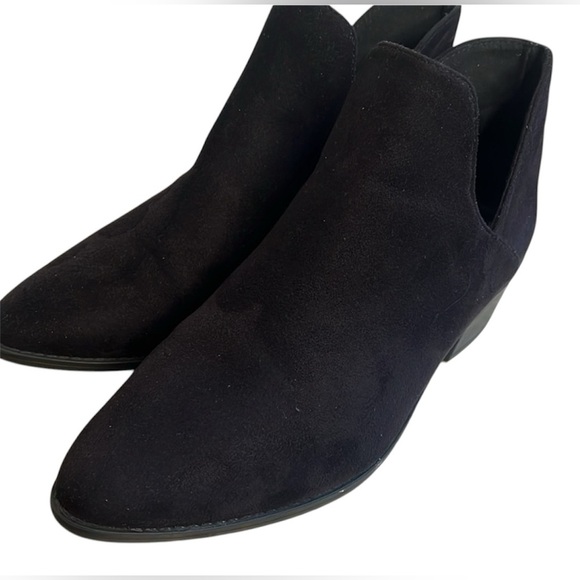 Black Suede Zipper Ankle Boots Sz 8.5 - Picture 2 of 6